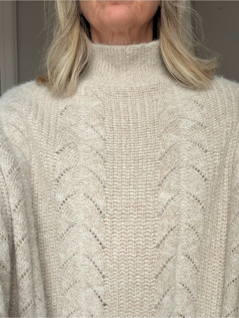 Anthropologie Akemi + Kin Oatmeal Fuzzy Cable Knit Poncho Sweater One Size
